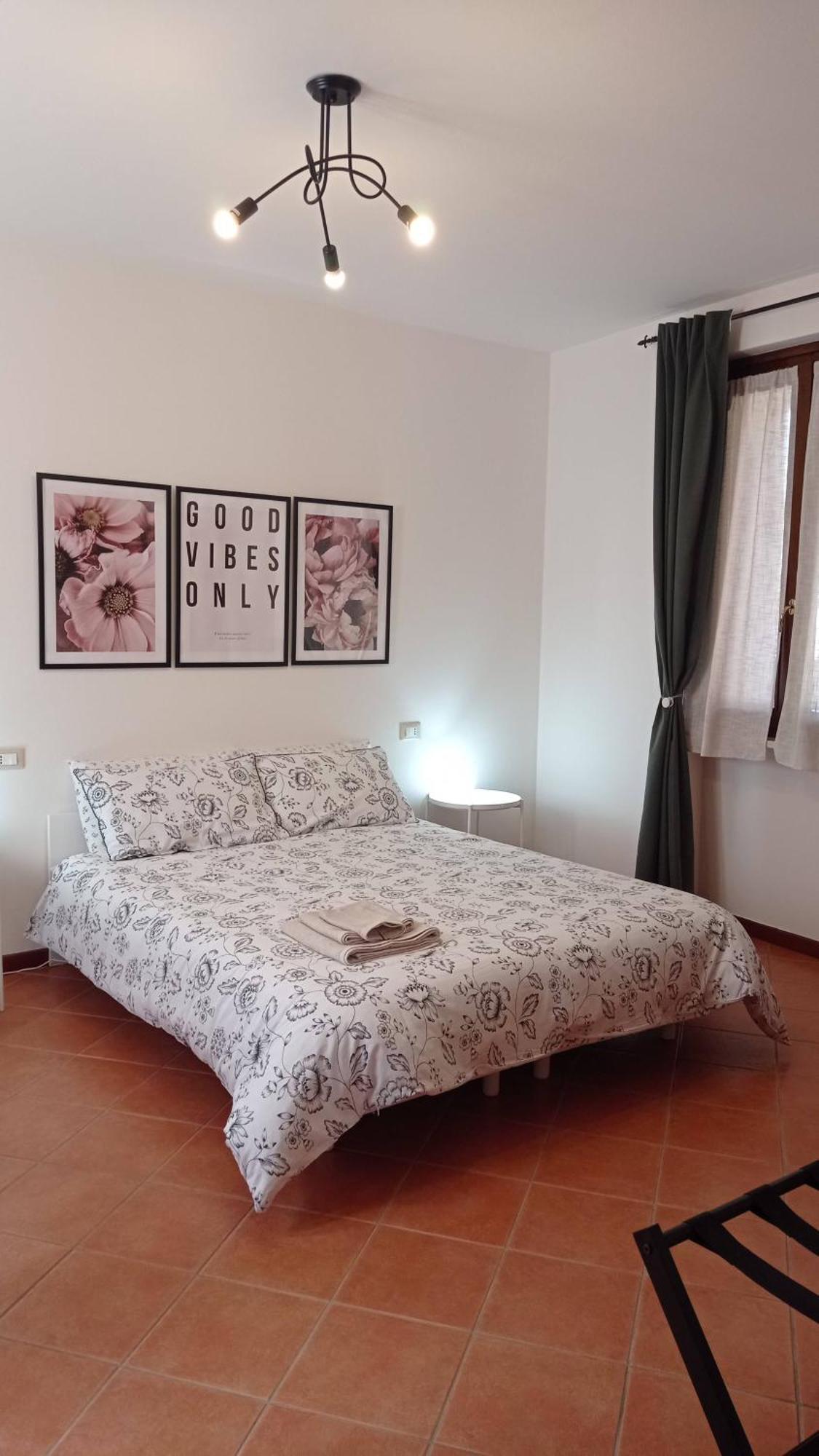 La Dama Di Fiori Villa Verolanuova Buitenkant foto